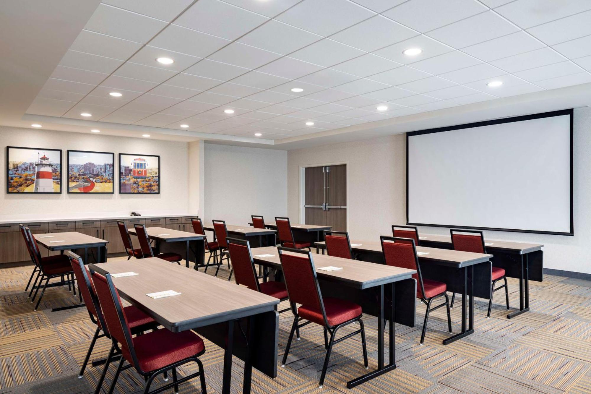 Home2 Suites By Hilton East Haven New Haven Exteriör bild