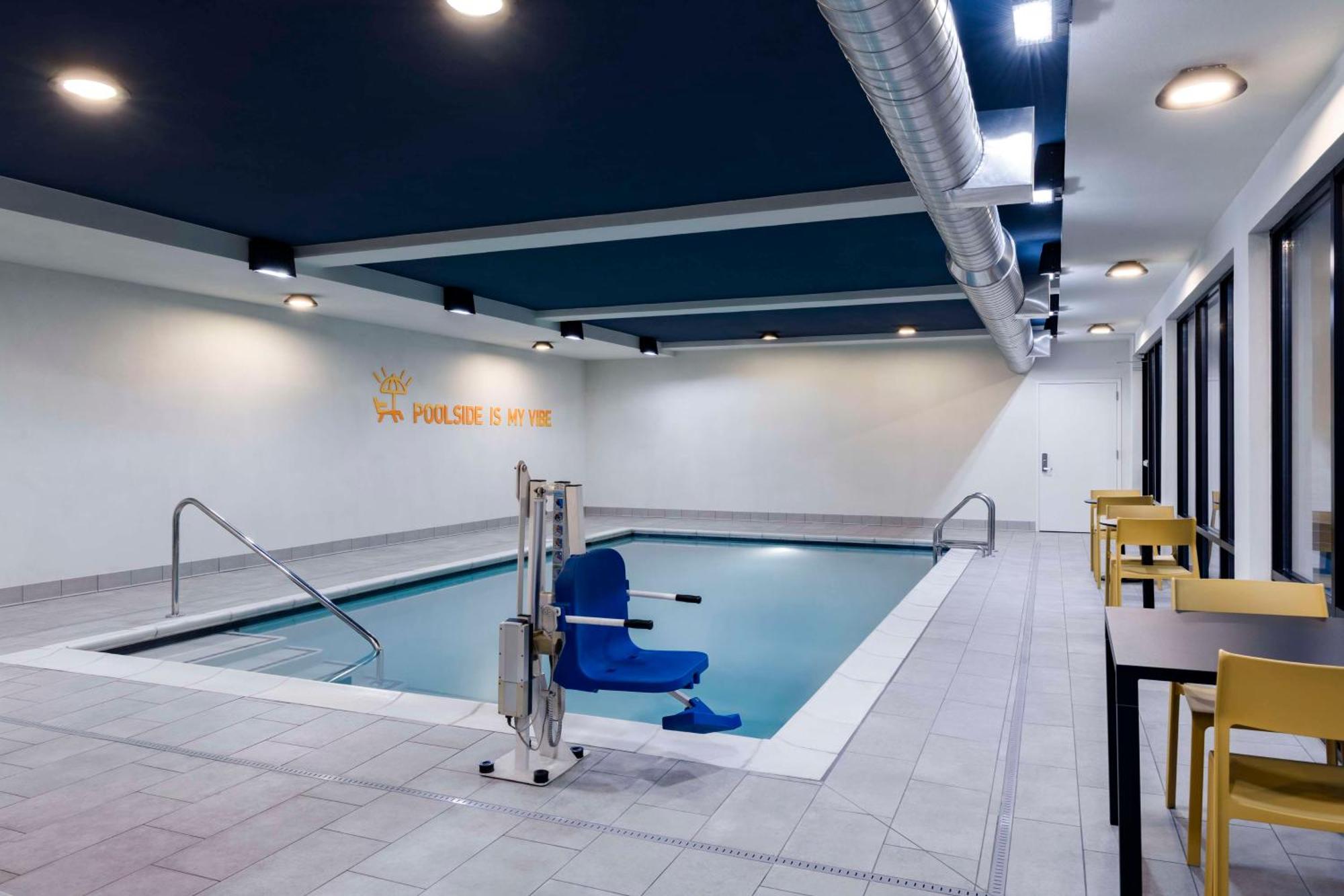 Home2 Suites By Hilton East Haven New Haven Exteriör bild