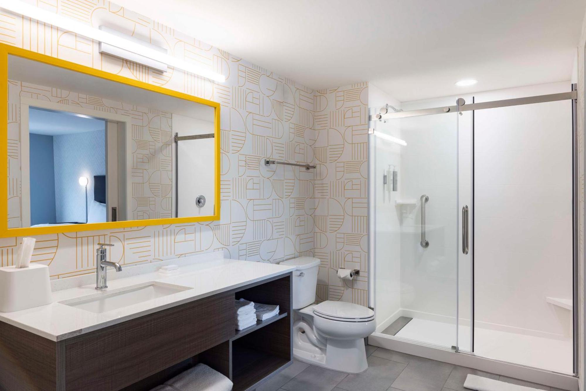 Home2 Suites By Hilton East Haven New Haven Exteriör bild