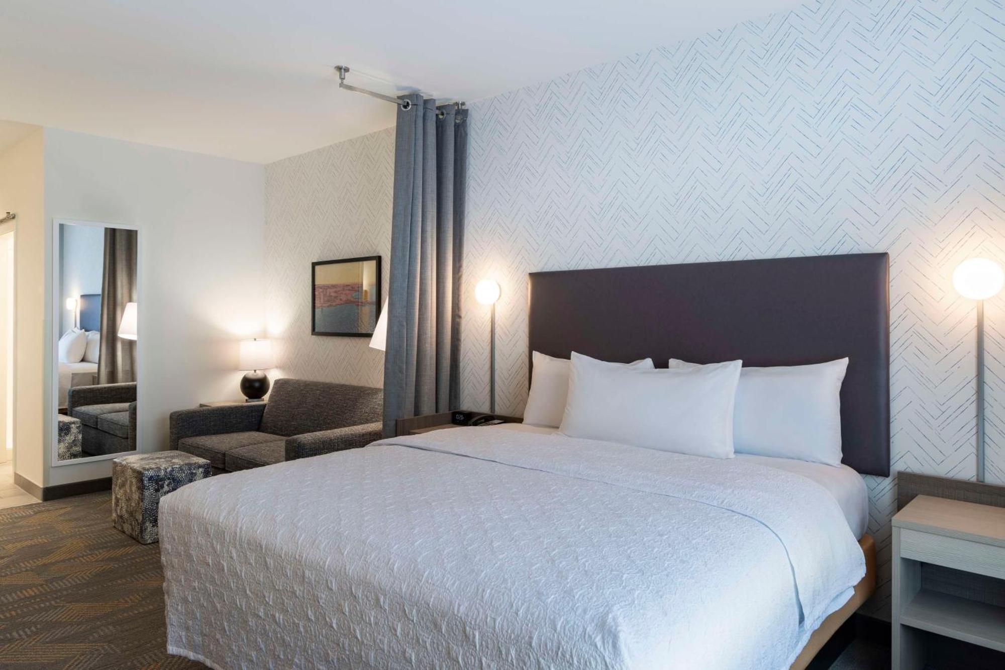 Home2 Suites By Hilton East Haven New Haven Exteriör bild
