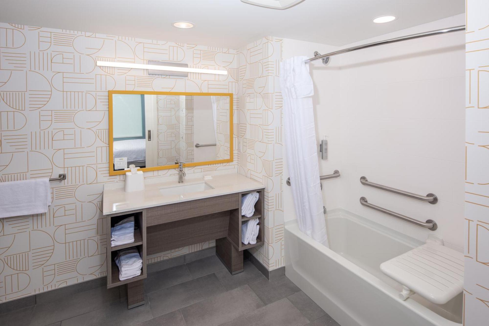 Home2 Suites By Hilton East Haven New Haven Exteriör bild